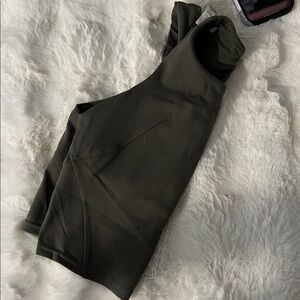 Lululemon Invigorate tank